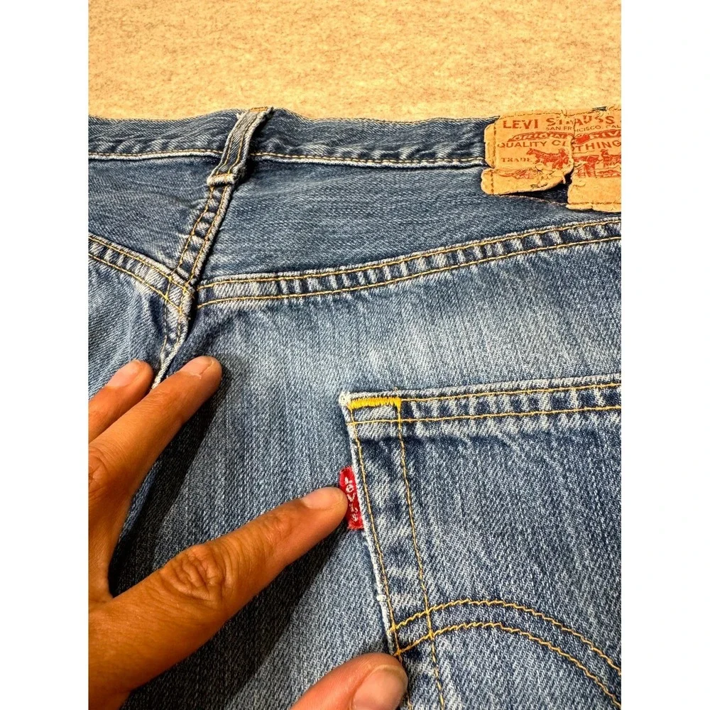 Levis 501 Jeans Mens 36x34 Blue Whiskering Denim Cotton Straight‎ Leg Button Fly